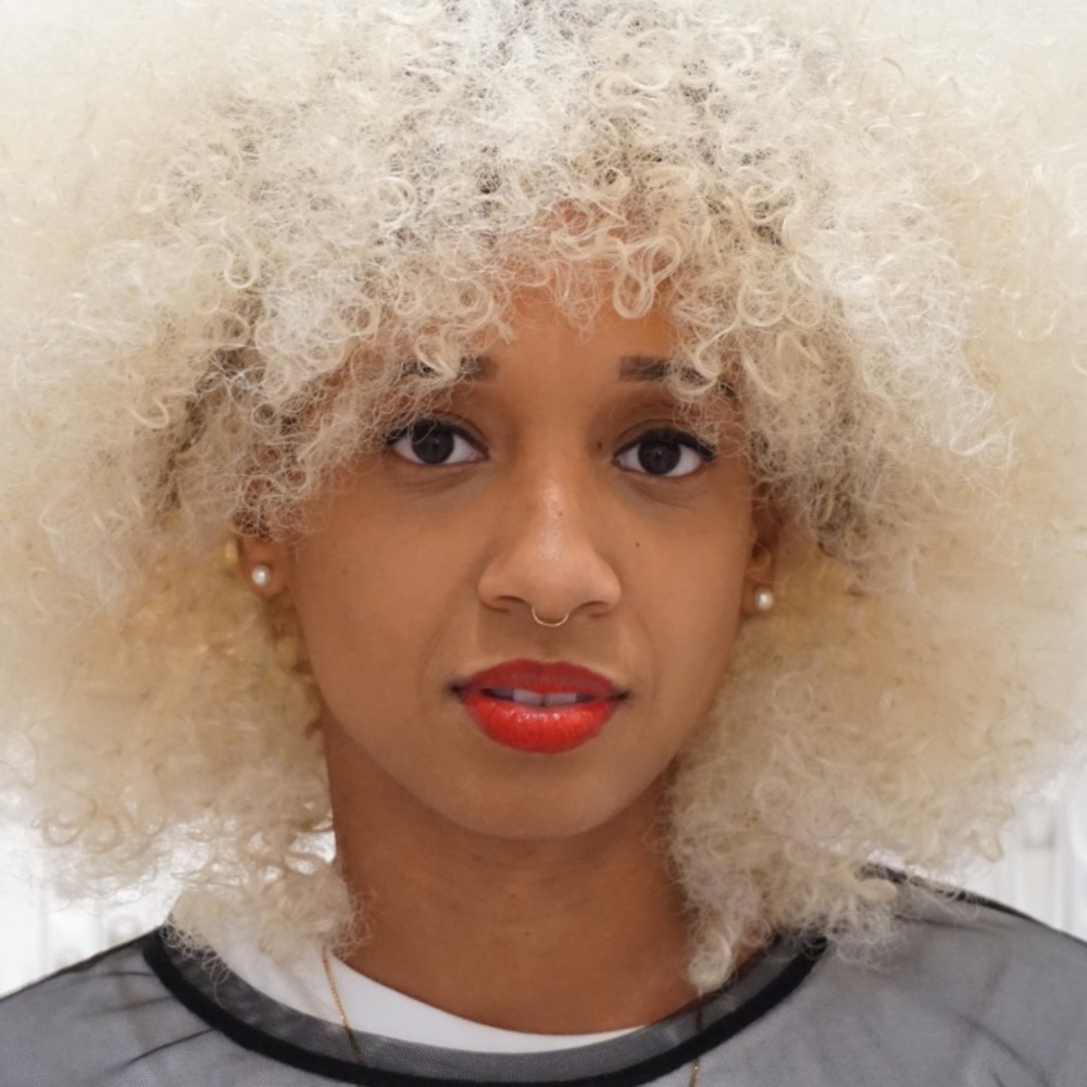 Meet your Posher, Monique
